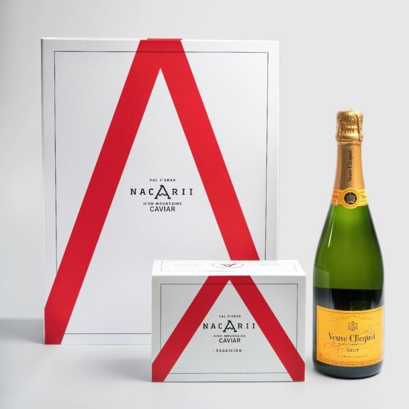 Estuche Caviar Nacarii Tradición y Champagne Veuve Clicquot