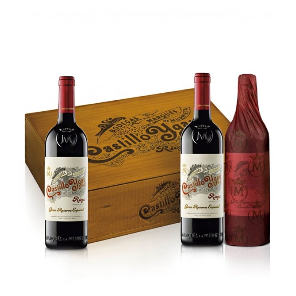 Caja de Madera con 3 Botellas Castillo Ygay Gran Reserva especial 2010