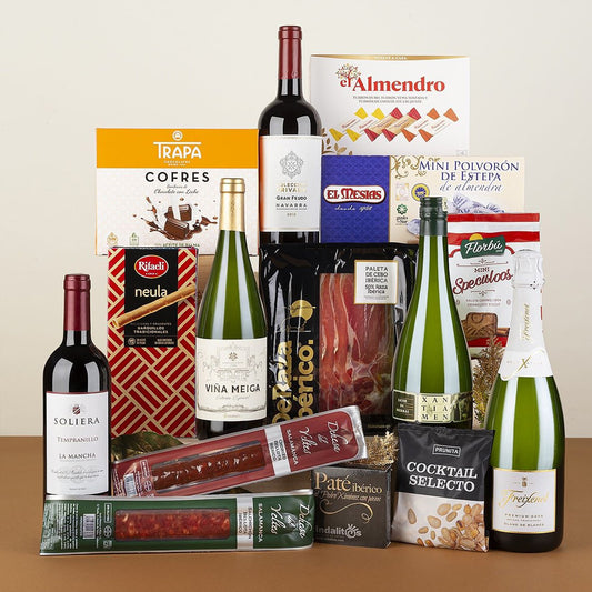 Lote de Navidad Gourmet con Cava, Licor y Embutidos Ibéricos